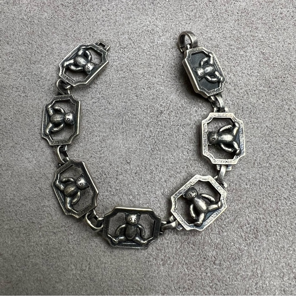 Retired James Avery Sterling Silver Teddy Bear Link Bracelet 7.5”.